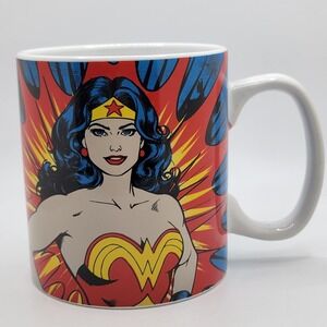 Wonder Woman DC Comics Coffee Mug Pop Art Superhero Graphic Ceramic 2014
